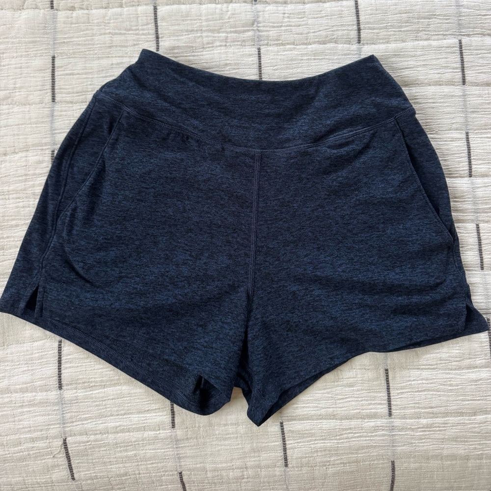 Outdoor Voices cloudknit 3" shorts dark blue XS